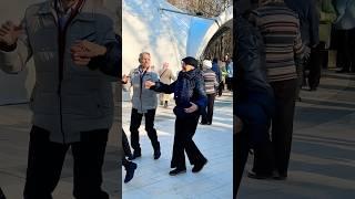 Прекрасное настроение начинается с танца. #москва #сокольники #танцы #dance #кадриль #добро
