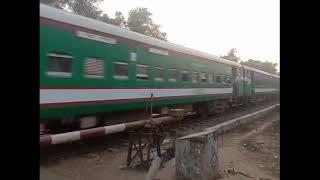 Train Passing In Rail Crossing Khajardek Bazar Kaliakair Gazipur | VLOGS TODAY