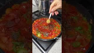 How to make Menemen (Turkish Tomato and Eggs) Recipe and instructions
