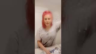 Tik-Tok wipe it challenge