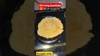 #cooking #morningroutine #recipe mungdal ka chilla#youtube #foodcontainer