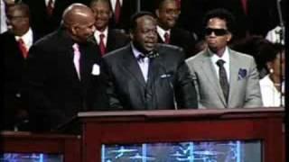 Cedric the Entertainer at the funeral of Bernie Mac