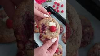 White Chocolate and raspberry cookies #shorts