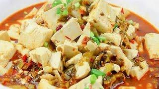 酸菜肉末烧豆腐,豆腐两面煎至金黄,豆腐灌满汤汁馋哭人《暖暖的味道》20200229【北京广播电视台美食频道】
