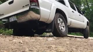 Toyota Tacoma "Auto LSD" in action