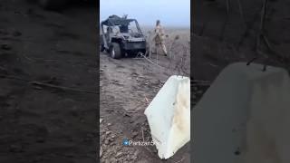 Russian troops removing dragon teeth in Dnyepropetrovsk.. #russia #russiaukrainewar