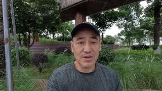 Кораблик и река