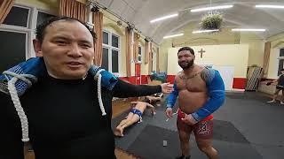 How To Mongolian Wrestle (Bökh)