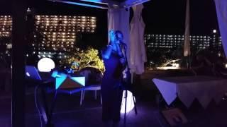 HELENA LYNN CANTA CHILLOUT EN EL HOTEL PRINCESS #cantantehotelprincess #chilloutsinger #ibizasinger