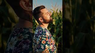 Venusian man. #music #fashion #bear #fashionindustry #malebeauty