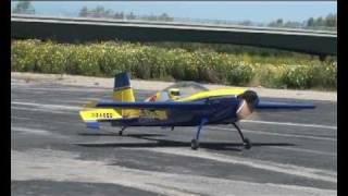 Thomas Moller flying the EF Extra 300 w-music