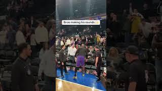 LeBron with Savannah and Karl-Anthony Towns Sr. 