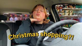 trying viral nails, running (Christmas) errands, thrift trip + HAUL, Vinted unboxing GONE WRONG