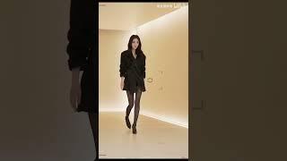 【杨幂】近距离怼脸盯，你们要的大幂幂丝袜广告名场面 ！