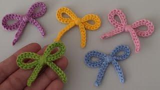 Crochet Bow Tutorial for Christmas Wreaths & Gift Wrapping | Easy Crochet Patterns for Beginners