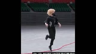 Felix skipping with a (chain?!)// Stray Kids