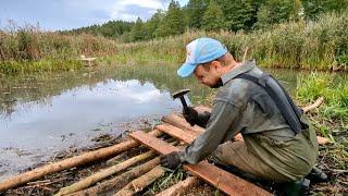 Рыбалка в самодельном пруду. Строю настил для расчистки мотопомпой