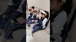 The three daughters look so much alike, it's hard to tell who is who~ #triplets #cute #funny