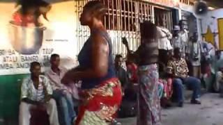Sobanza Mimanisa - "Kiwembo" (Congotronics 2)
