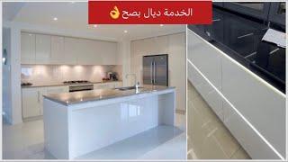 ￼ الجديد في المطابخ العصرية تجمع بين صلابة الخشب وجمالية mdf#cuisine #design #تصميم #ألوان المطبخ