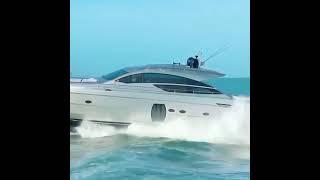Pershing 64 Motor Yacht