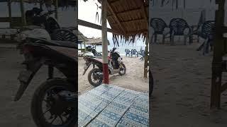 dua sejoli terciduk berbuat mesum di pantai