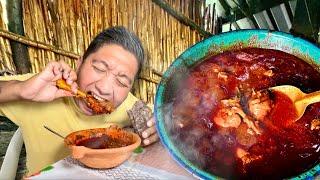 ¿El mejor Mole de México? Mujeres de la Montaña Baja de Guerrero nos revelan su receta ancestral.