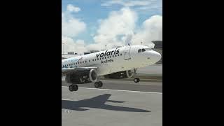 (Shorts) Volaris Airbus A319  XA-VOO "Hollywood LAX" Despega de  Los Angeles Airport (LAX)