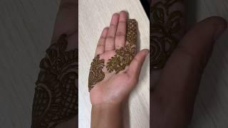 JENNY'S MEHNDI ART IS SO AWESOME!