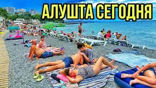 АЛУШТА. ТУРИСТЫ ОТОРОПЕЛИ от непогоды И ПОКИНУЛИ ПЛЯЖ. Новая набережная: пляжи, ЦЕНЫ. Барабуля бар