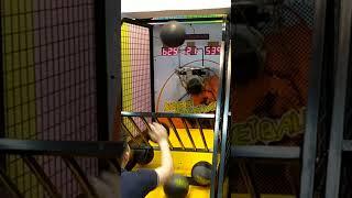 Street Basketball Arcade: Got 625 points again with 6 balls #shorts #basketball #arcade