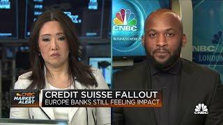 Deutsche Bank shares fall as credit default swaps rise