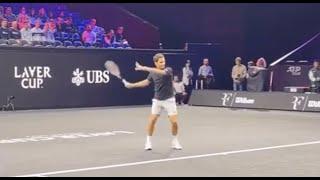 Laver Cup 2024 - Roger Federer... on the court and racket in hand, it's still as beautiful!