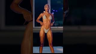 Zona Desouza in slow motion #youtubeshorts #reels #trending #model #miami