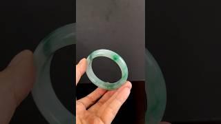 【KATHY JADE 翡翠玉石】 冰種飄綠花手鐲