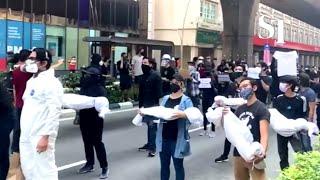 Protesters in Kuala Lumpur calling for Prime Minister Muhyiddin Yassin to step down