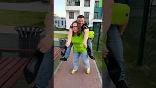 OMG! poor mom #damus #tiktok #comedy #family