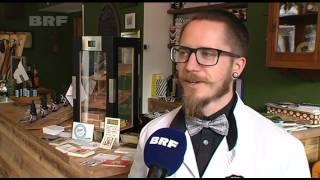 Frankenberger Barber & Social Club - BRF.be Bericht -  Beruf mit Bart: Besuch beim Barbier