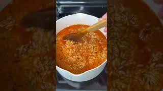 Delicious jollof rice and chicken #shorts #youtubeshorts #vlog #food #fyp #diy