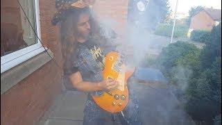 Smoking Guitar(literally) & Harley Benton SC-450Plus unbox/review