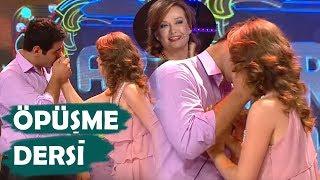 MÜJDE AR'DAN ÖPÜŞME DERSİ (Burcu Birick & Kıvanç Arslan) - ARTİZ MEKTEBİ