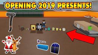 OPENING 2019 CHRISTMAS PRESENTS! (NEW AXE!) LUMBER TYCOON 2 ROBLOX