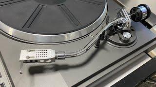 Toca Discos Quartz Look Direct Drive model DDQ-202 da TOSHIBA-conservação raríssima