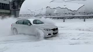 BMW F30 320d xdrive snow drift