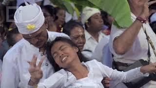 Barong Dance in Bali (Scary - real trance and animal behaviour!)