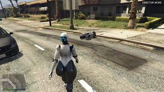 Let's Play - Haydee in GTA V, First Experience Riding a Motorcycle