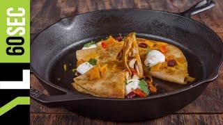 Quesadillas με κοτόπουλο, τσένταρ, κόκκινα φασόλια & πιπεριές | Yiannis Lucacos