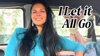 I Got Rid of 98% of My Stuff to Live on the Road | 10 Life-Changing Minimalism Tips