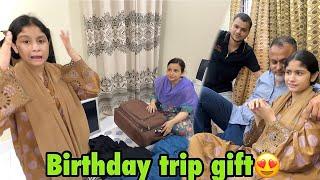 Finally fariha ko international trip gift kardiya birthday par | kon kon jaraha hamare sath