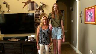 This 17-Year-Old Girl Has the Longest Legs in the World